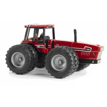 1/64 International 6388 2+2 4WD with duals