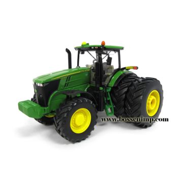 1/32 John Deere 7230R MFD with rear duals '11 Farm Progress