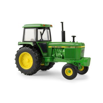 1/32 John Deere 4240