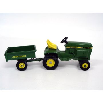 1/16 John Deere 300 - 400 garden tractor with cart