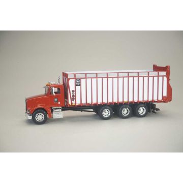 1/64 Peterbilt with Meyer 8126RT Boss Forage Box red