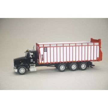 1/64 Peterbilt with Meyer 8126RT Boss Forage Box black